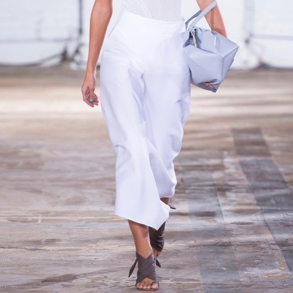 TIBI COMPACT COTTON SUITING DRAPE SKIRT IN WHITE - Picture 2 of 8